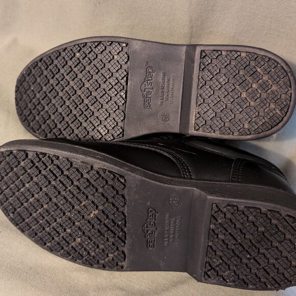 Safe T Step Shoes - Men's size 6.5 (Women's size 8) - Picture 7 of 8